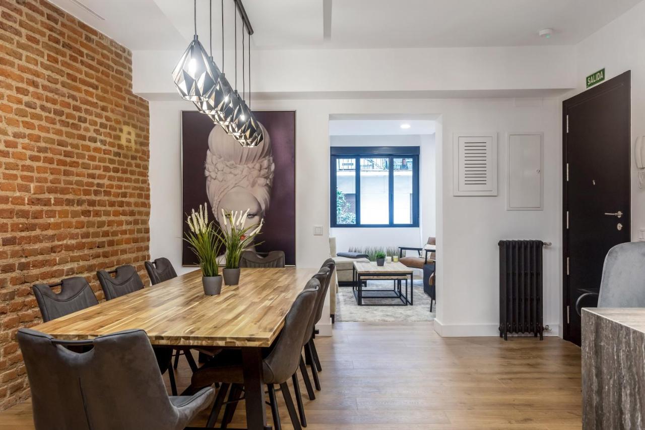 Callao Flat Madrid Exterior foto