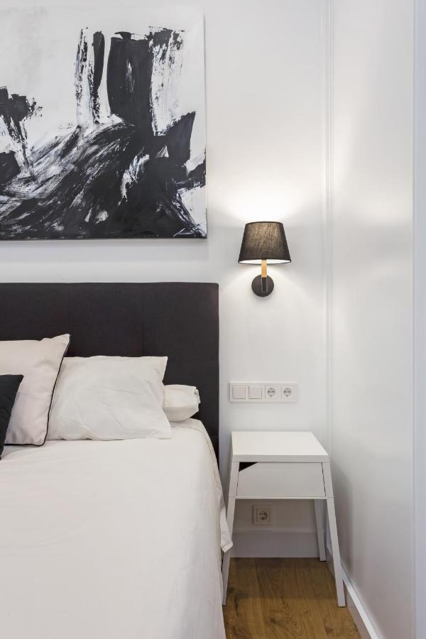 Callao Flat Madrid Exterior foto